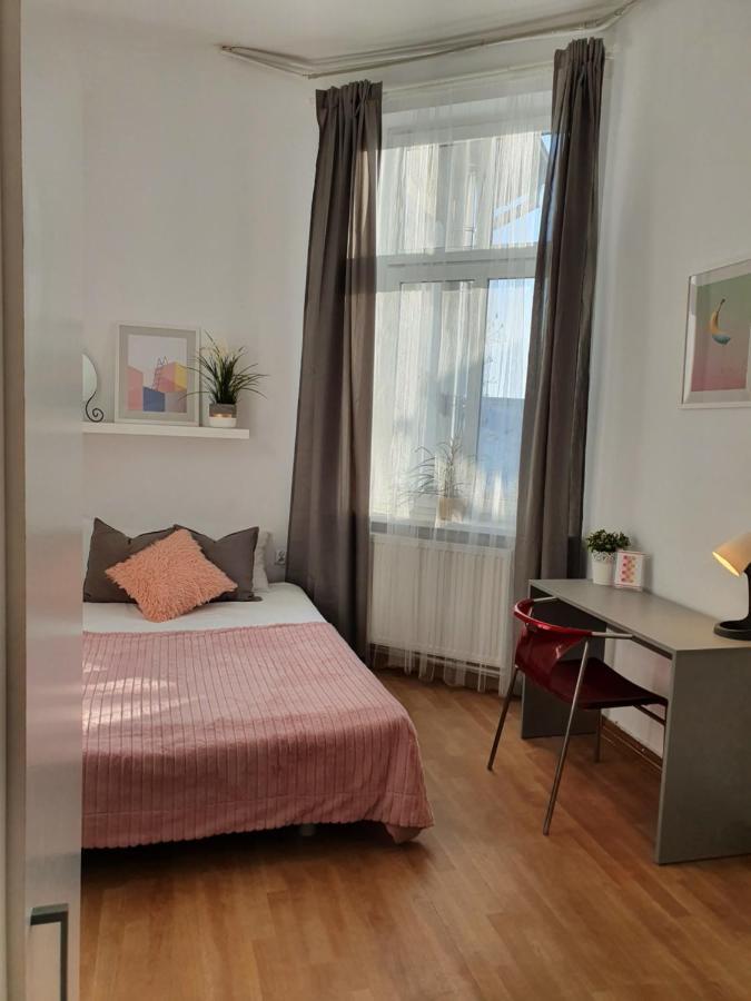 Duże Mieszkanie - Aleja Niepodległości Apartament *